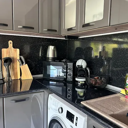 Apartman Breeze & Bliss I 1br With Parking Várna