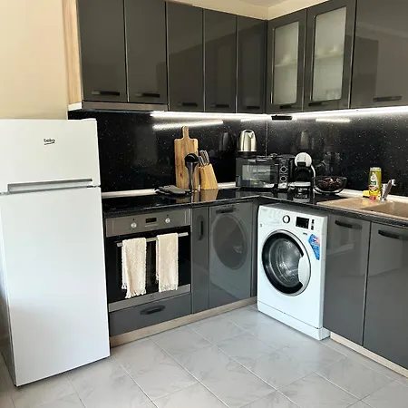 Apartman Breeze & Bliss I 1br With Parking Várna