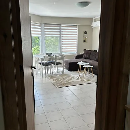 Breeze & Bliss I 1br With Parking *