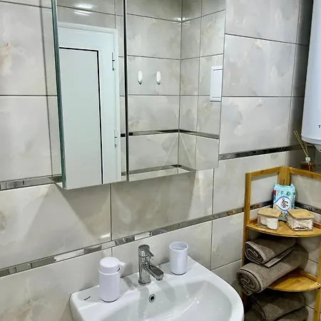 Breeze & Bliss I 1br With Parking Apartman *